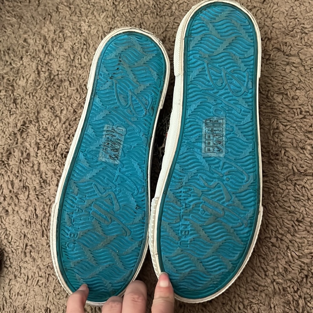 Platform sneaker - Picture 3 of 3